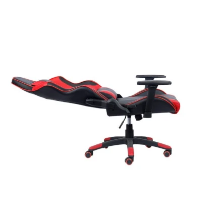 Chaise de course de jeux en cuir rouge .